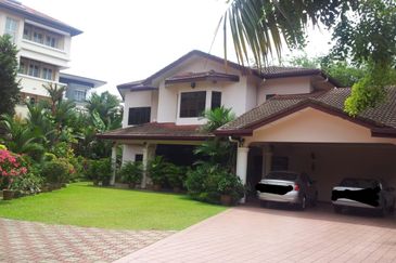 Bungalow at Bukit Damansara, Setiabakti