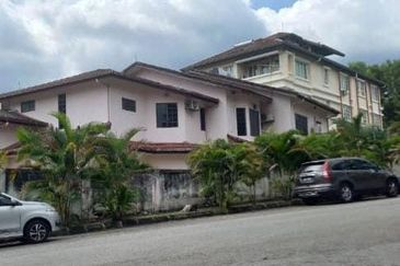 Bungalow at Bukit Damansara, Setiabakti