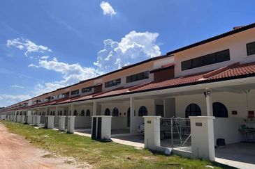 BANDAR BARU BATU GAJAH