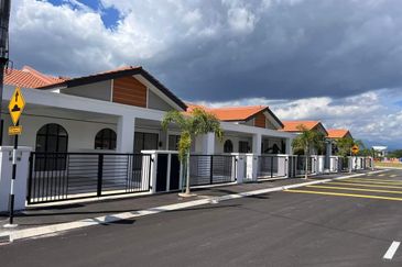 BANDAR BARU BATU GAJAH