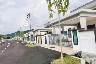 JALAN IPOH - SUNGAI SIPUT