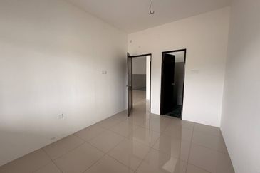 JALAN BATU GAJAH - GOPENG (KELLAS)