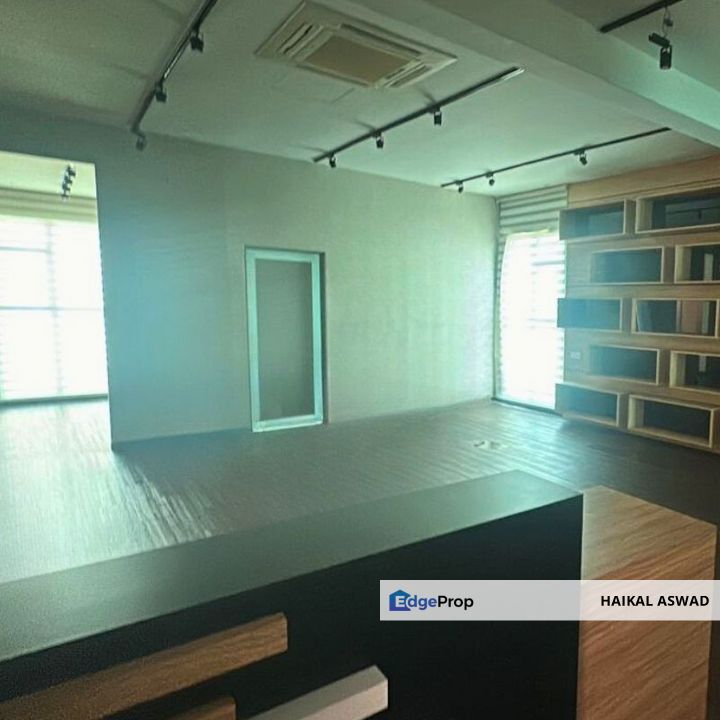 4 Storey Shop for Sale Located in Pusat Perniagaan Falim, Falim Ipoh, Perak, Ipoh