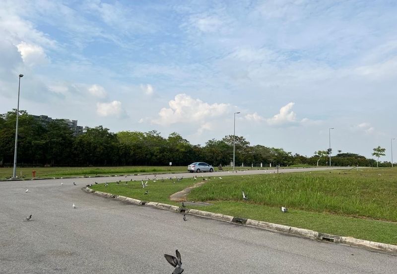 Perdana Lakeview West