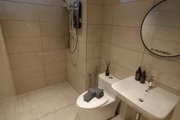 New Premium Residence Taman Desa For Sale