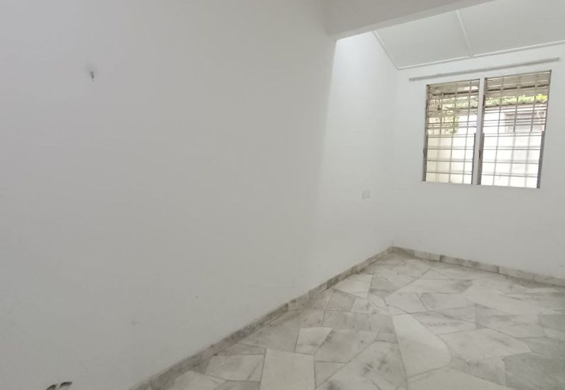 Taman Mawar, Bandar Kinrara Puchong