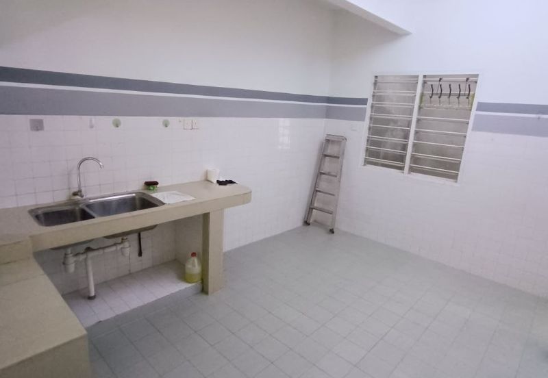 Taman Mawar, Bandar Kinrara Puchong