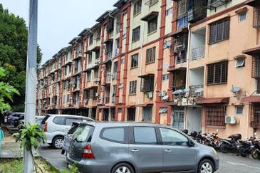 Pangsapuri Kasturi Tiara
