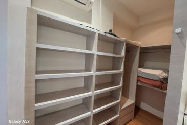 Parkview Service Apartment