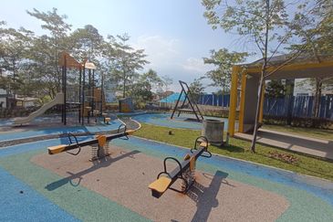 Lambaian Dua Residensi, Townhouse, Kajang, Bangi