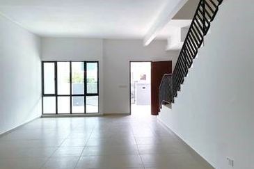 3 Storey SuperLink Landed House, Cheras, Hill Top