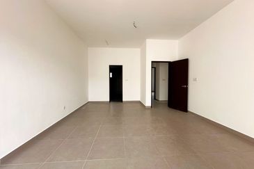 3 Storey SuperLink Landed House, Cheras, Hill Top