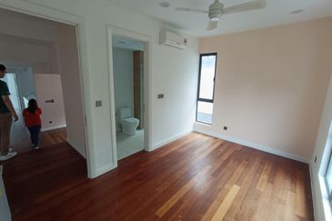 Villa 33, Bukit Manda'rina