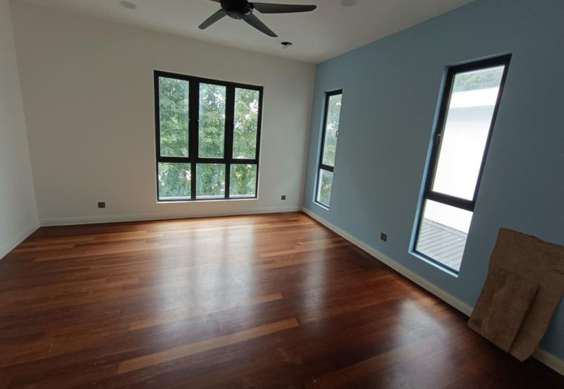 Villa 33, Bukit Manda'rina