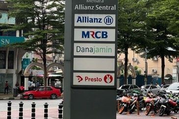 Menara Allianz Sentral