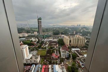 Menara Allianz Sentral
