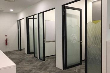 Platinum Sentral - 500 Workstations