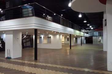 Wisma Minlon - Ground Floor Showroom