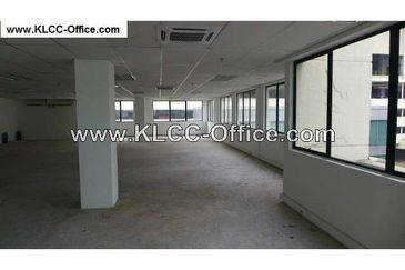 The Boulevard Signature Office