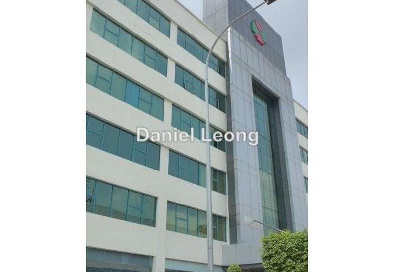 Crystal Plaza near to Menara Axis