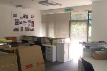 Dataran PHB, formerly Peremba Square, Saujana Resort