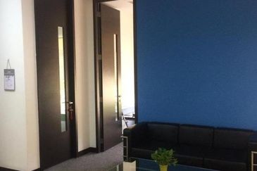 Dataran PHB, formerly Peremba Square, Saujana Resort