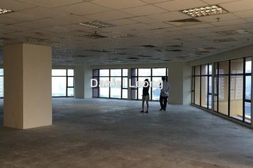 Dataran PHB, formerly Peremba Square, Saujana Resort