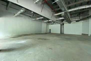 Platinum Sentral - Ground Floor Office