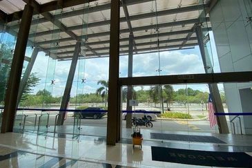 Cyber Tower 11 Corporate Tower