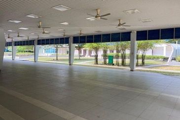 Cyber Tower 11 Corporate Tower