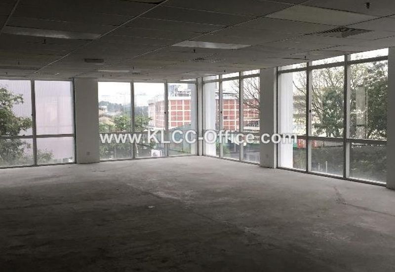 Wisma Kemajuan near to Menara Amfirst