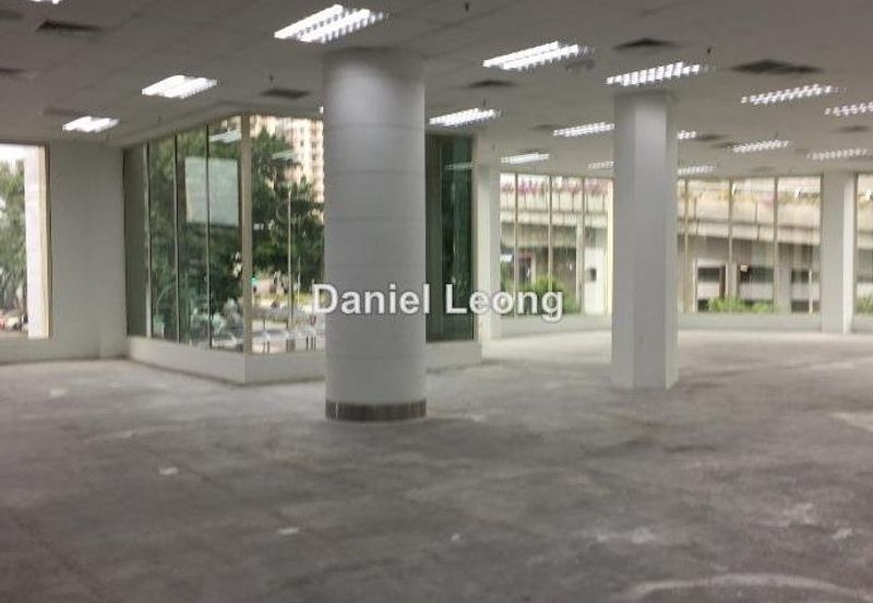 Menara Axis, Mezzanine flr