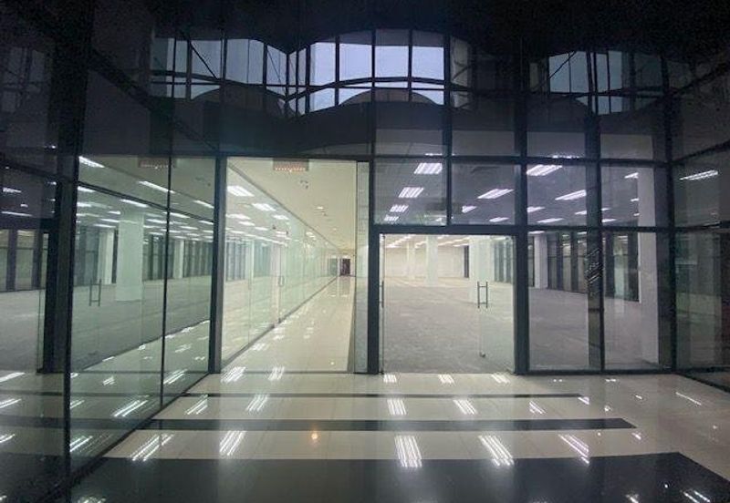 Bangunan Pan Global - Ground Floor Showroom