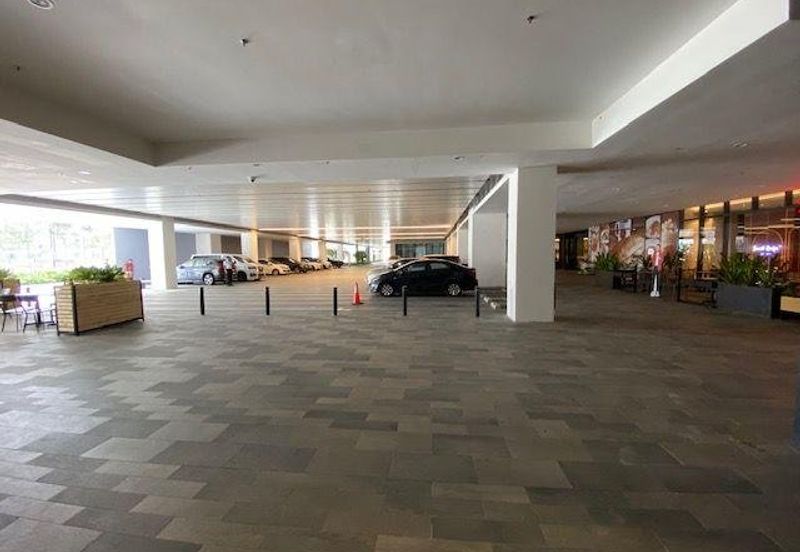 TROPICANA GARDENS CORPORATE TOWER