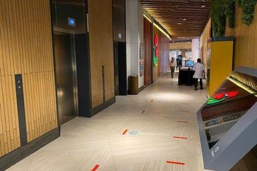 TROPICANA GARDENS CORPORATE TOWER