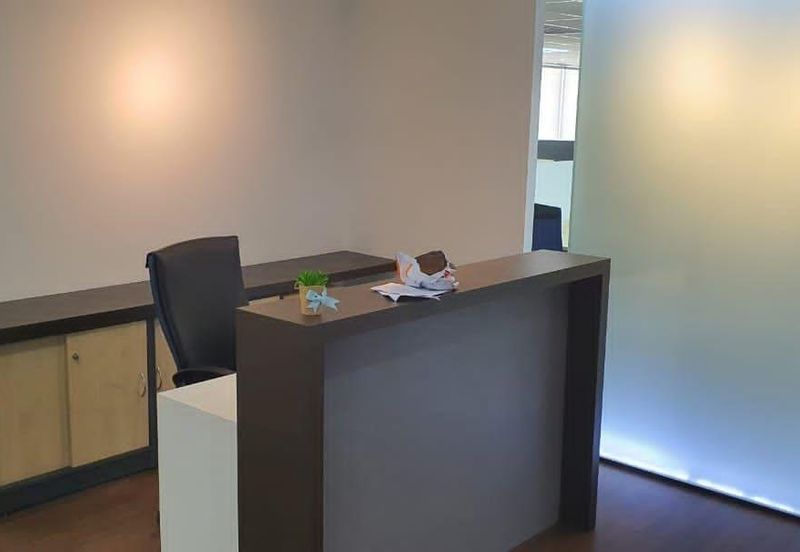 PJ8 Signature Suite Office