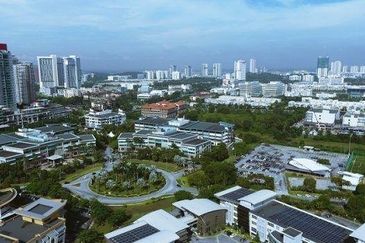 Cyberjaya Modern Corporate Tower 10 - MSC Status