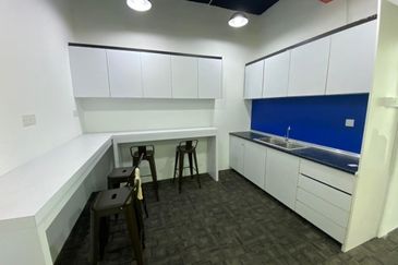 Menara UOA Bangsar - Office