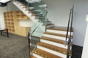 Menara UOA Bangsar - Office