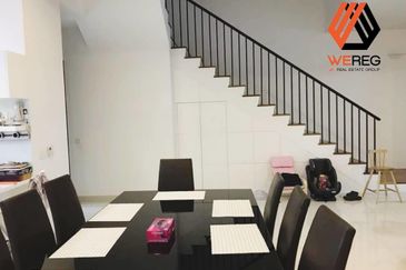 Duta Villa, Setia Alam