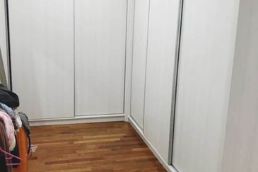 Duta Villa, Setia Alam