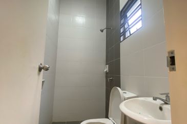 Jalan Setia Permai U13/42D