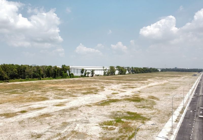 West Port, Pulau Indah