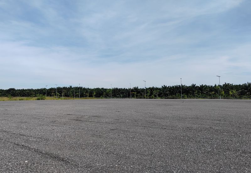 West Port, Pulau Indah