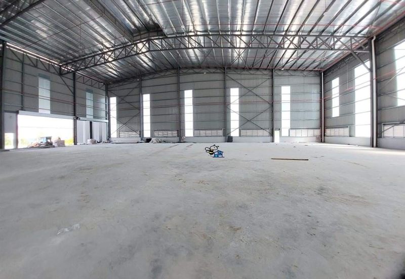 West Port, Pulau Indah