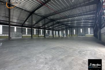 West Port, Pulau Indah