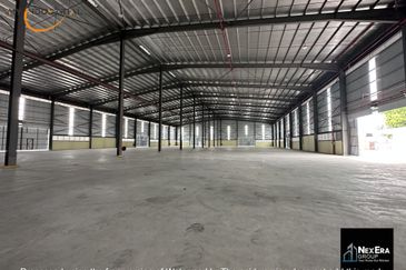 West Port, Pulau Indah