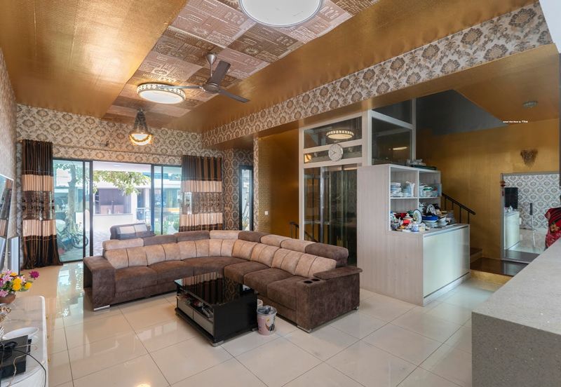 Duta Villa, Setia Alam