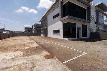 Gateway 16, Bandar Bukit Raja