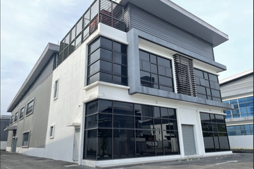 Gateway 16, Bandar Bukit Raja